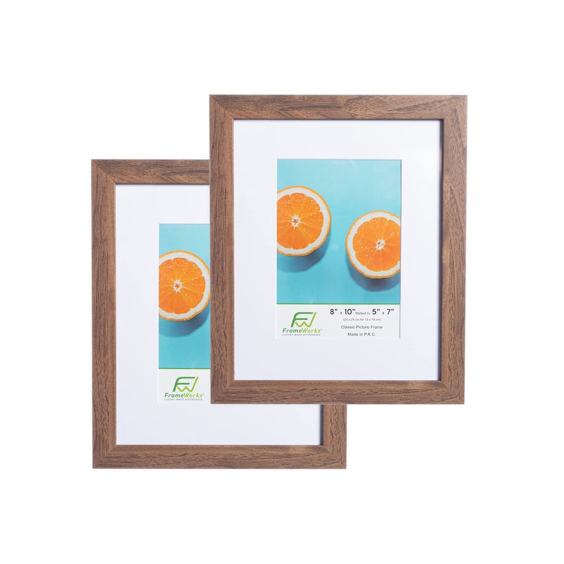 FrameWorks 2-Pack، 8x10 إطار صورة غير لامع إلى 5x7، بلوط داكن - إطار صورة كلاسيكي مع زجاج مقسى، إطار صورة بحواف نظيفة، إطار ملصق بلمسة نهائية بيضاء غير لامعة، إطار شهادة - Image 1
